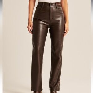 Curve Love Vegan Leather 90s Straight Pant